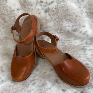 NWOB Dansko Maisie Mary Jane Clog Sandal Size EU 42